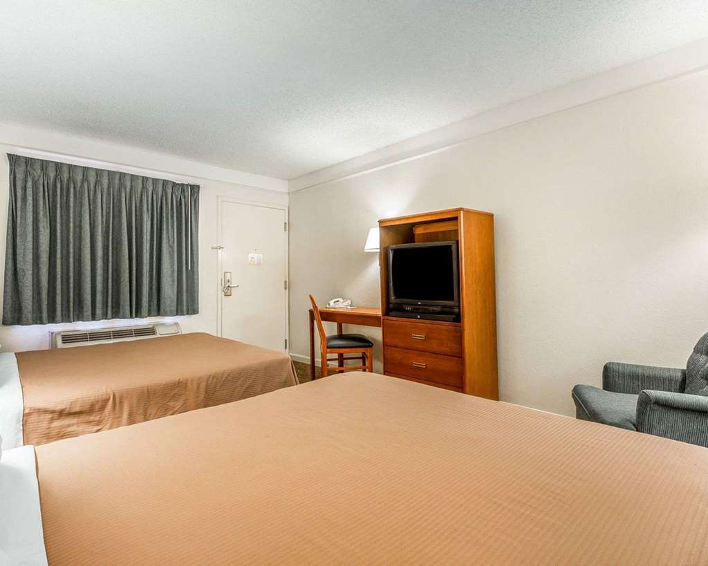 Quality Inn Stockton Quarto foto