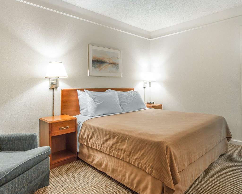 Quality Inn Stockton Quarto foto